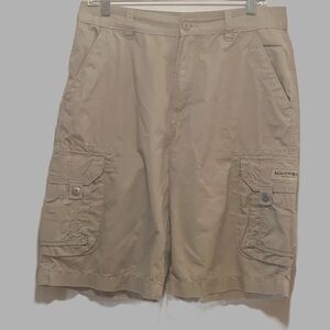 UNION BAY khaki tan cargo shorts men’s waist size 32
